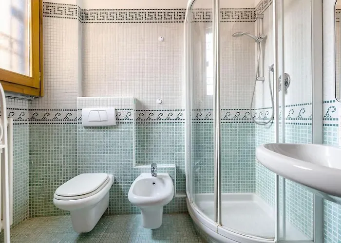 Porta Maggiore Sant Orsola Family House بولونيا